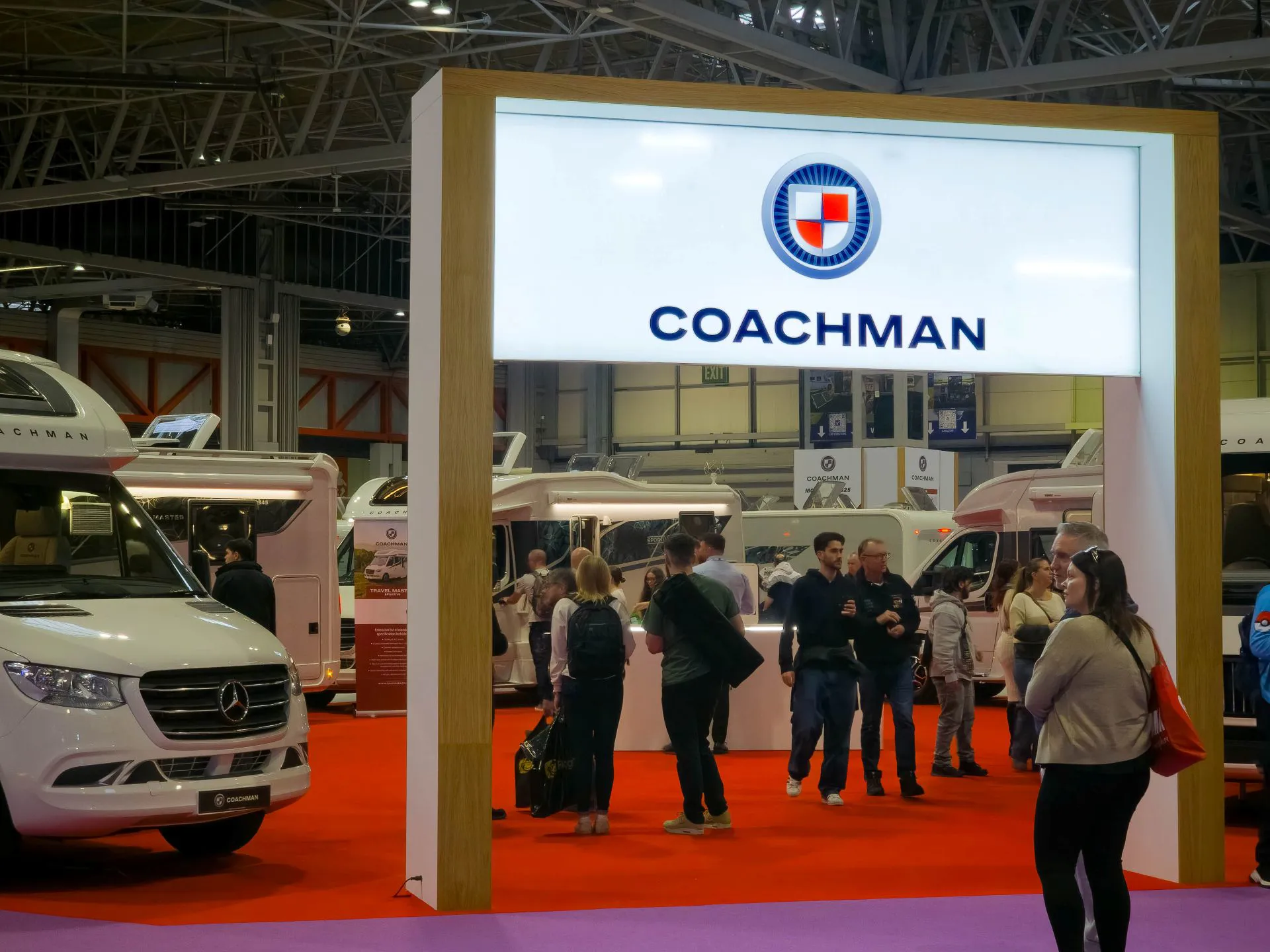 Coachman (9) COM