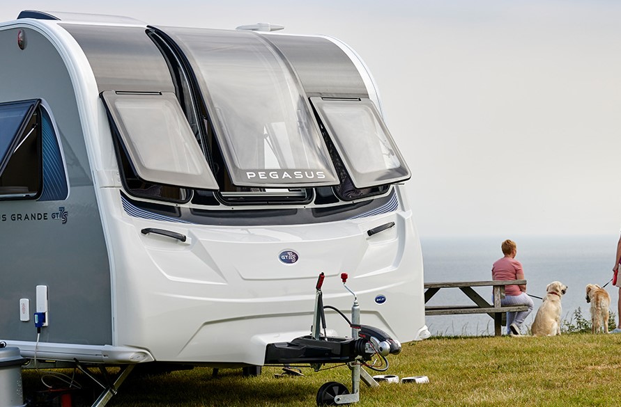 Pegasusgrandegt75 Lifestyle